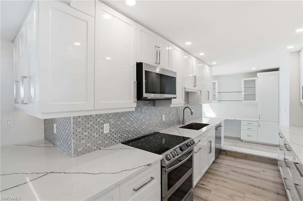 4001 Gulf Shore Blvd #1407, Naples, photo 14
