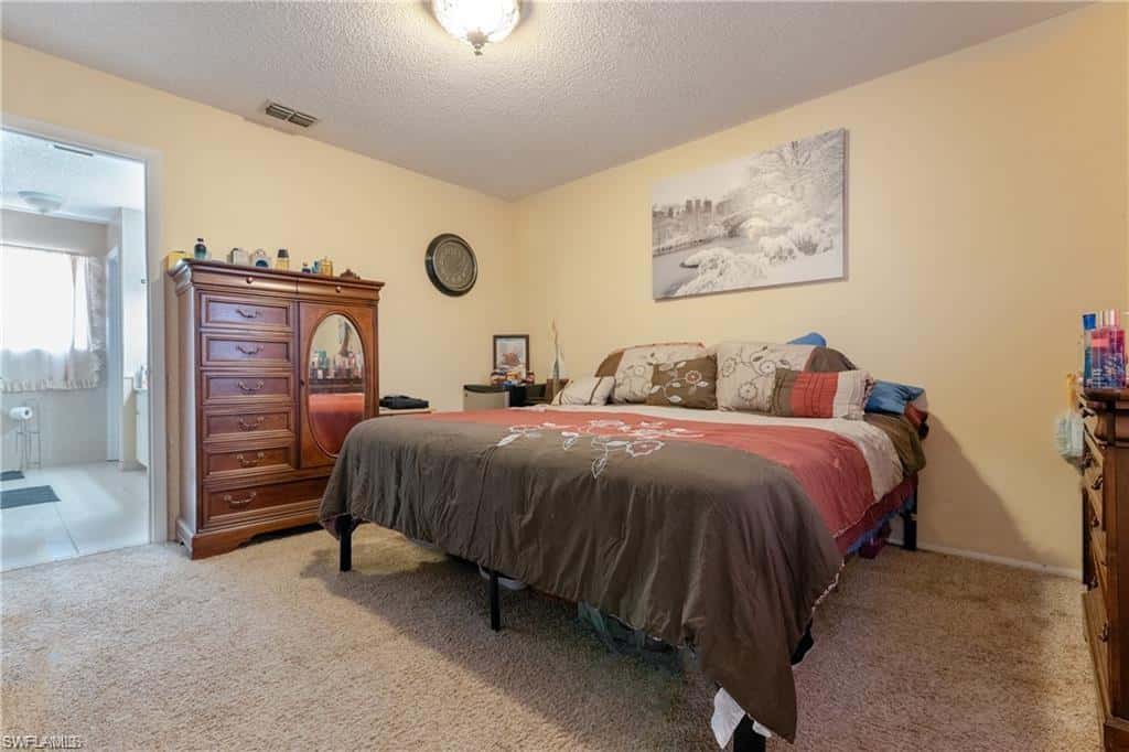 4617 Lee Blvd, Lehigh Acres, photo 9