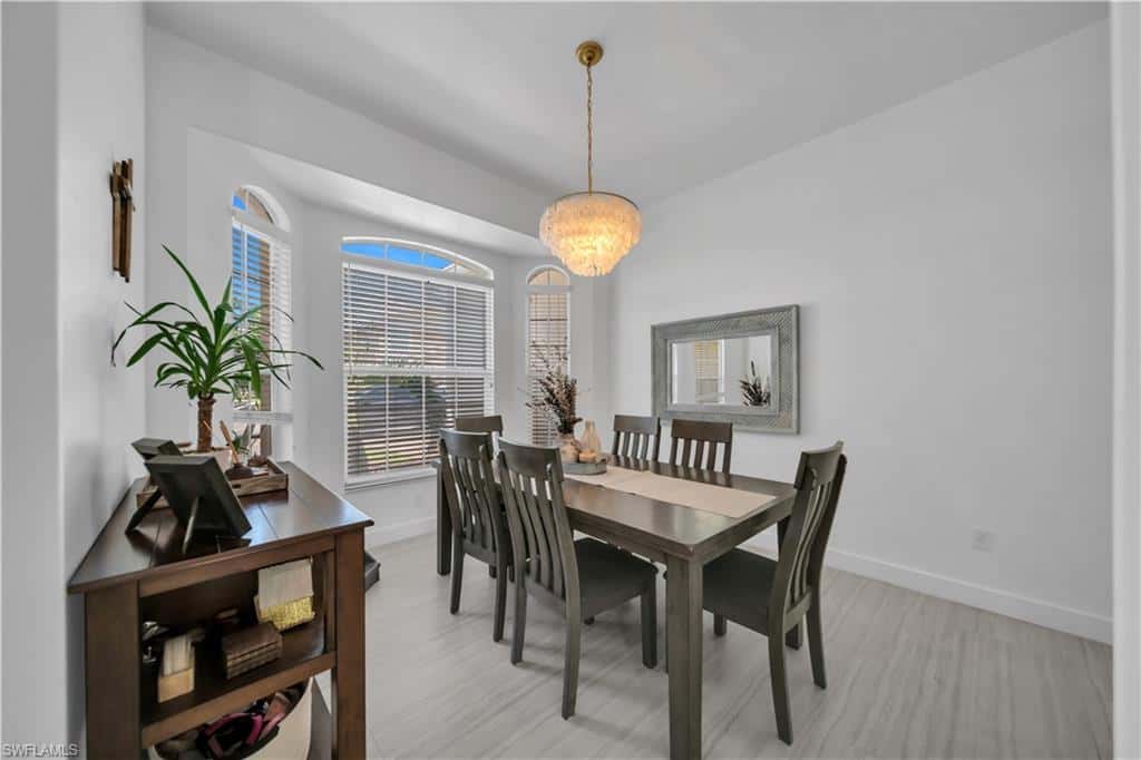 11142 Lakeland Cir, Fort Myers, photo 6