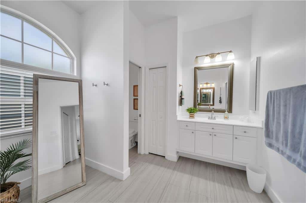 11142 Lakeland Cir, Fort Myers, photo 16