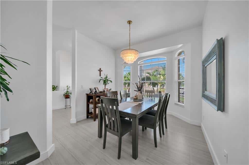 11142 Lakeland Cir, Fort Myers, photo 7