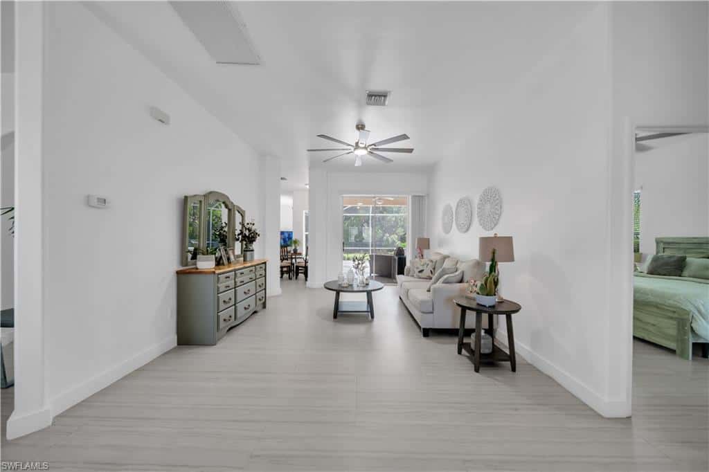 11142 Lakeland Cir, Fort Myers, photo 10