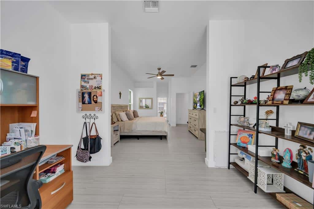 11142 Lakeland Cir, Fort Myers, photo 18