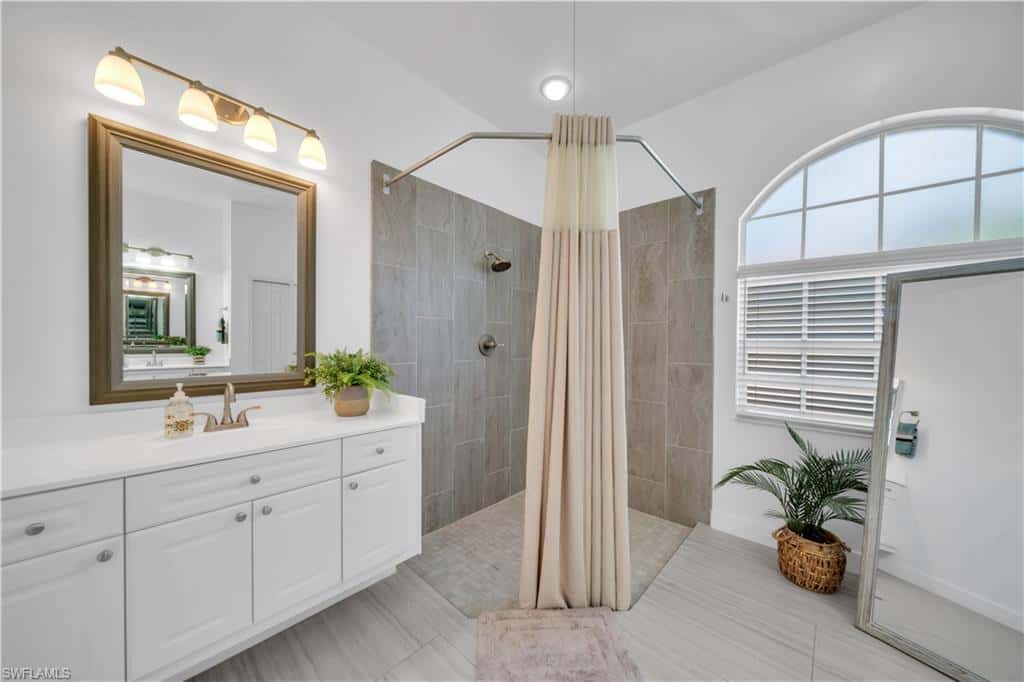 11142 Lakeland Cir, Fort Myers, photo 15
