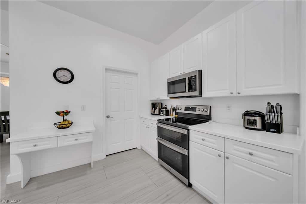 11142 Lakeland Cir, Fort Myers, photo 29