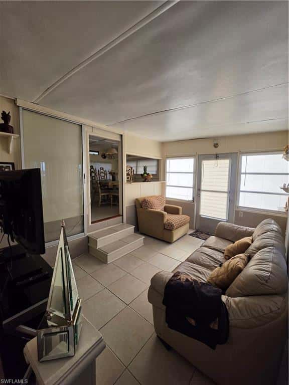 50 Temple Ln, Naples, photo 13