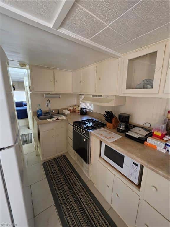 50 Temple Ln, Naples, photo 16