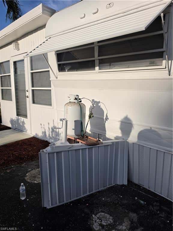 50 Temple Ln, Naples, photo 9