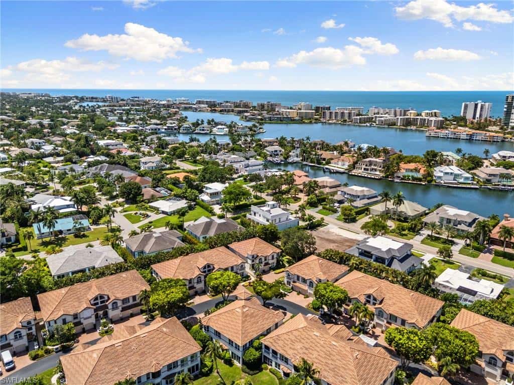 173 Colonade Cir #1401, Naples, photo 33