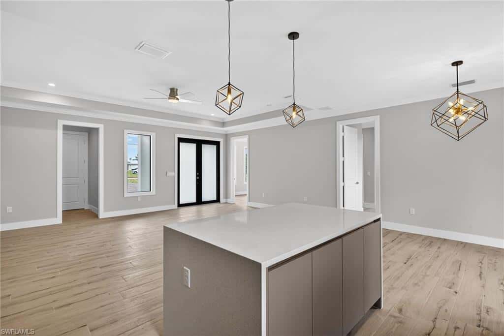 876 Desoto Ave, Naples, photo 11