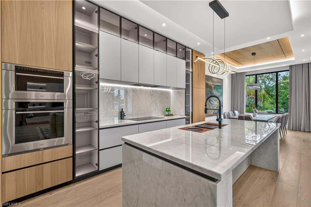 2949 Cypress St, Naples, photo 13