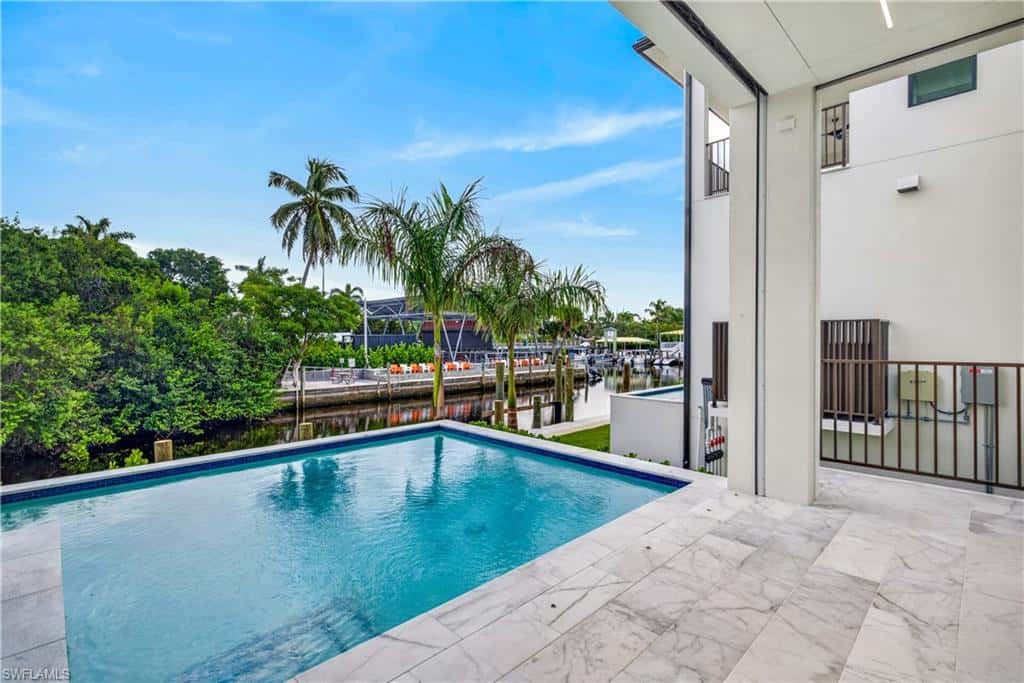 2949 Cypress St, Naples, photo 43