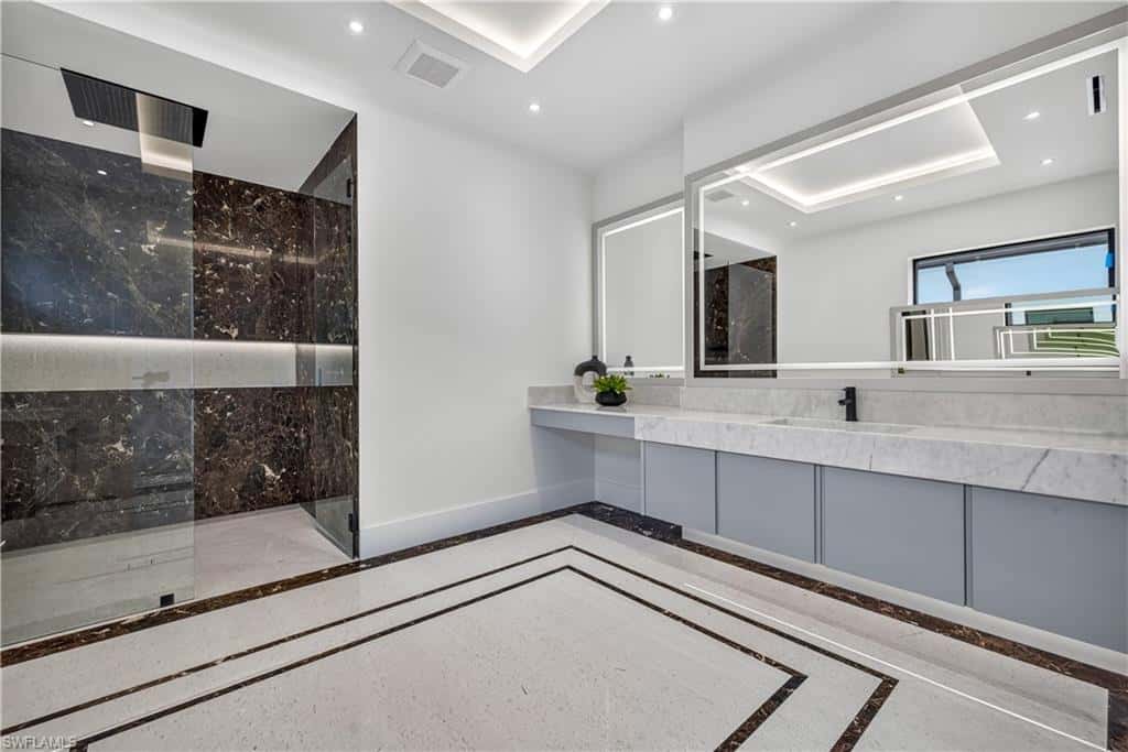 2949 Cypress St, Naples, photo 28