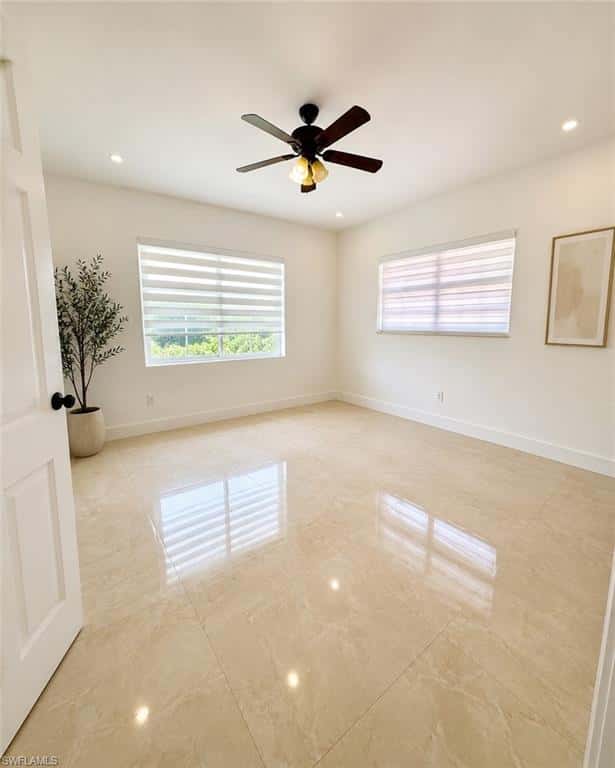 4590 9th Ln, Hialeah, photo 10