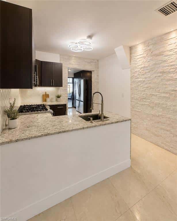 4590 9th Ln, Hialeah, photo 8