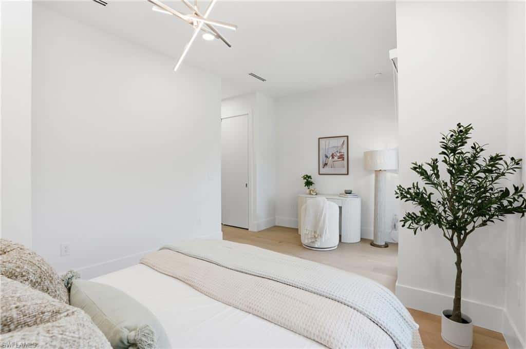 1150 8th Ter, Naples, photo 41