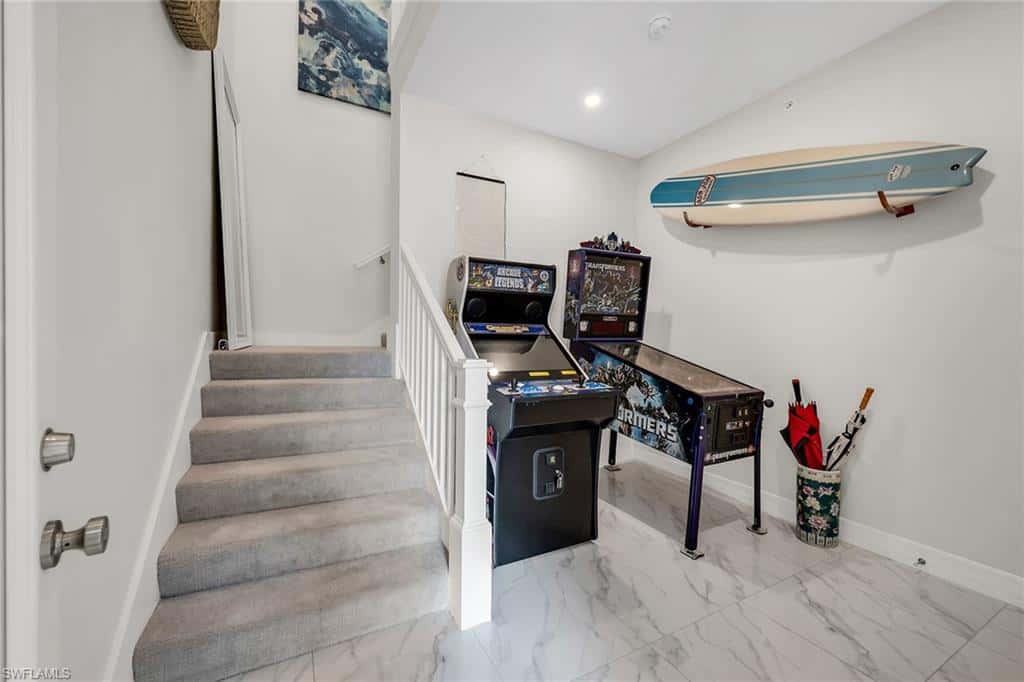 257 Indies Dr #202, Naples, photo 4
