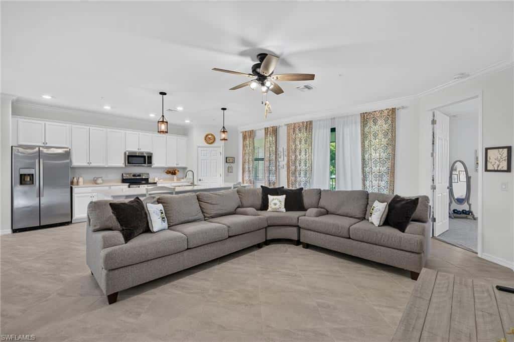 12015 Hawthorn Lake Dr #201, Fort Myers, photo 4
