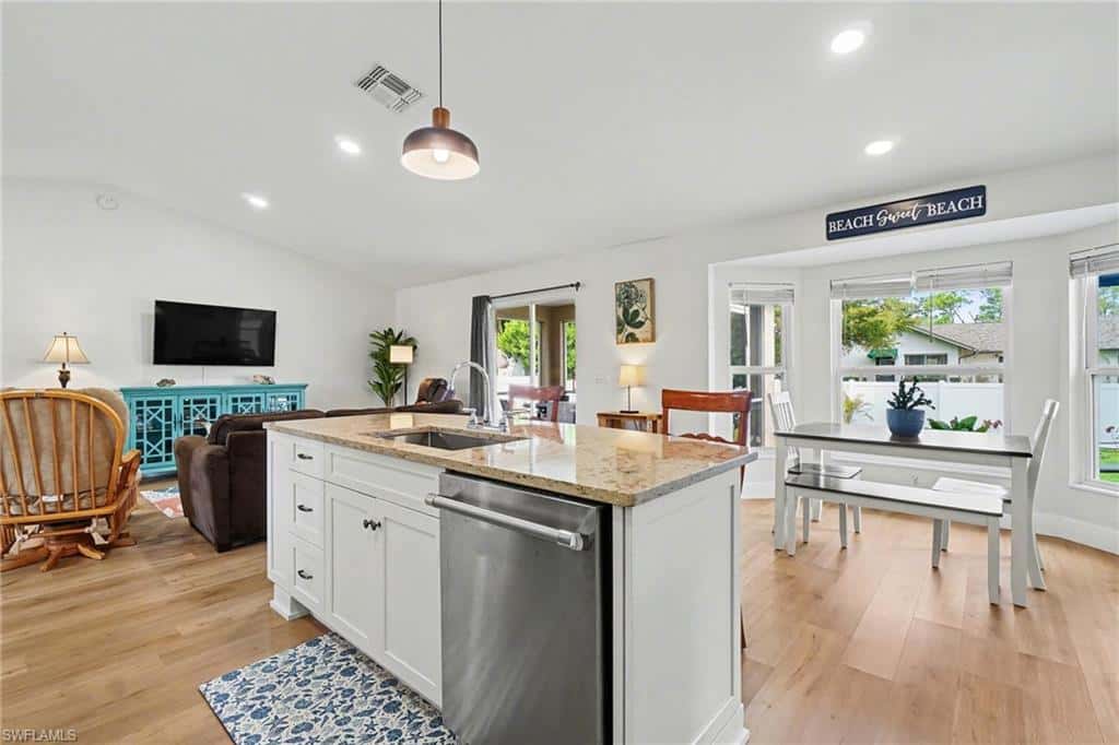 4618 Sierra Ln, Bonita Springs, photo 7