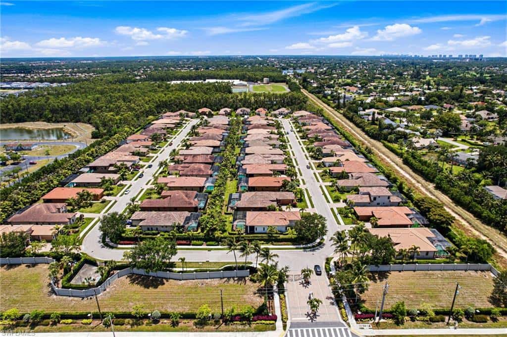 15850 Secoya Reserve Cir, Naples, photo 39