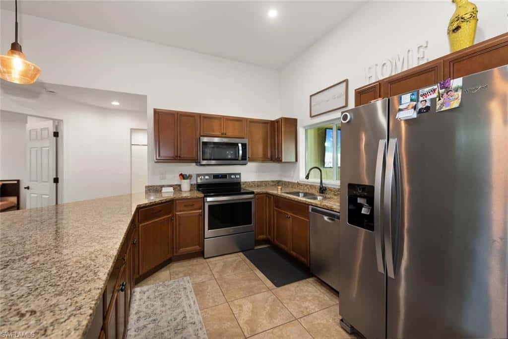 2401 Leavitt Rd, Alva, photo 10