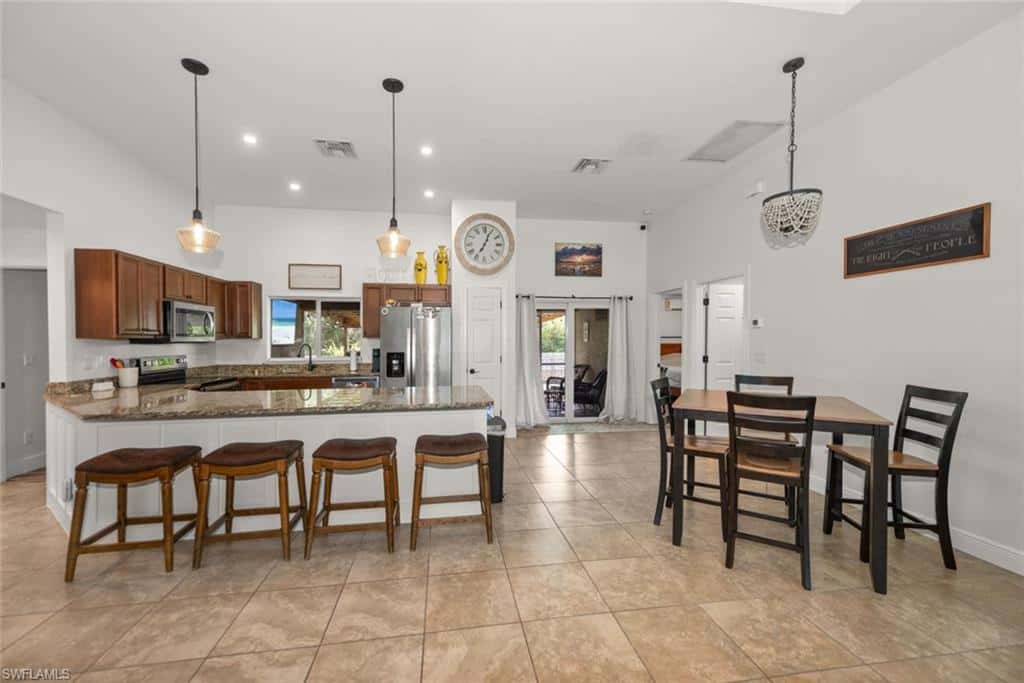 2401 Leavitt Rd, Alva, photo 11