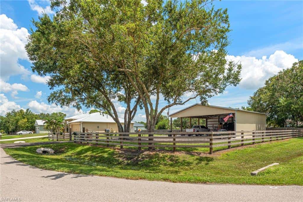 2401 Leavitt Rd, Alva, photo 29