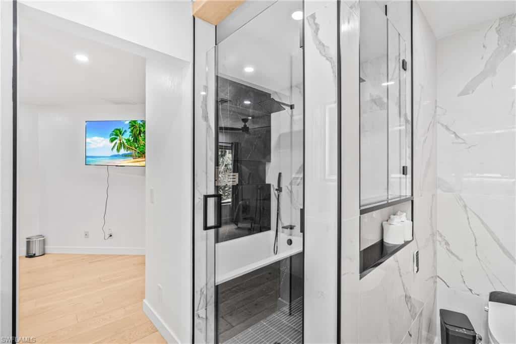 6031 Dogwood Way, Naples, photo 28