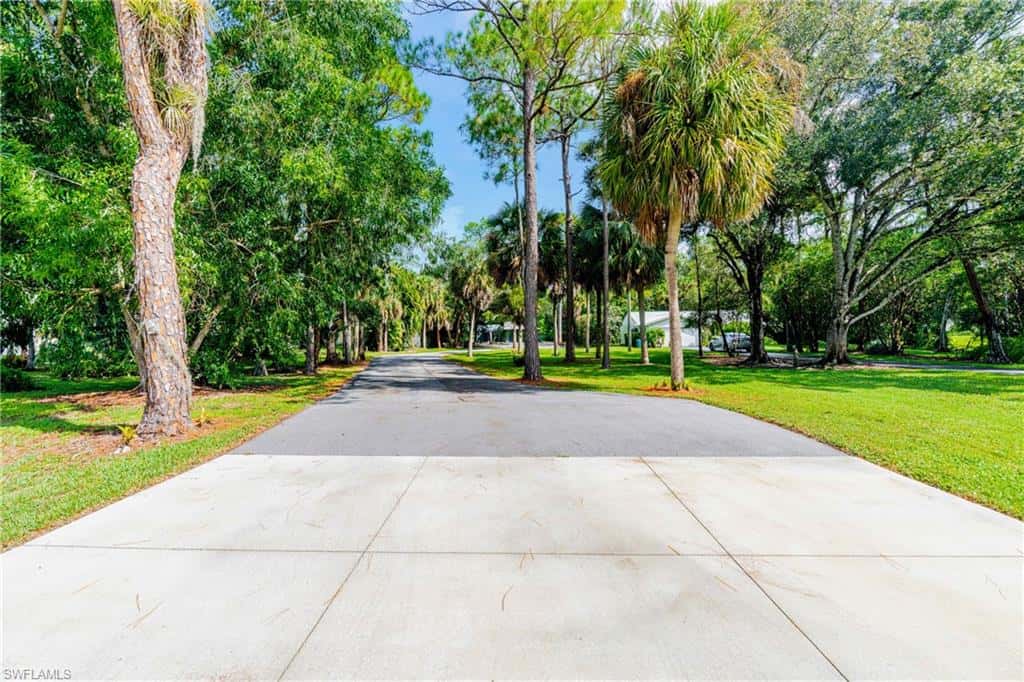 6031 Dogwood Way, Naples, photo 4
