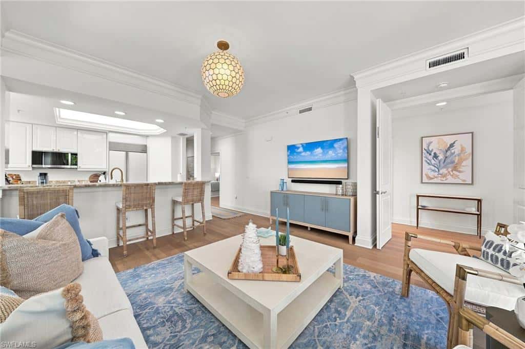 411 6th St #301, Naples, photo 13