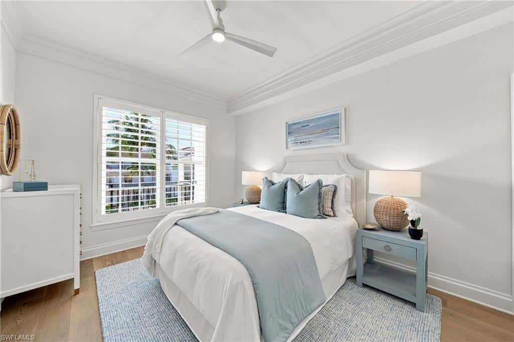 411 6th St #301, Naples, photo 21