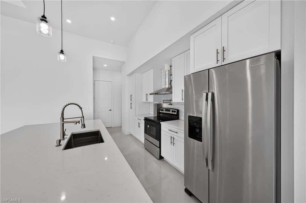 4313 34th Ter, Cape Coral, photo 9