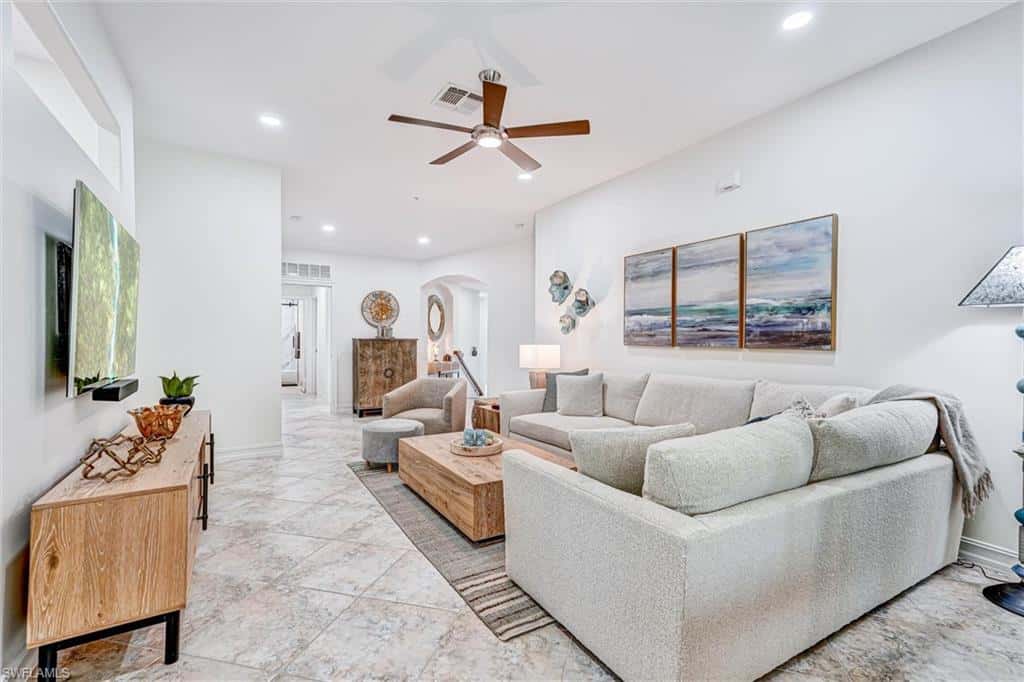 750 Tarpon Cove Dr #202, Naples, photo 6