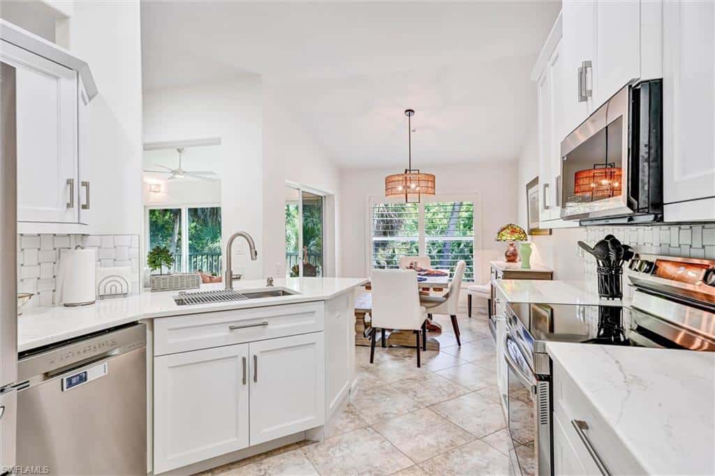 750 Tarpon Cove Dr #202, Naples, photo 17