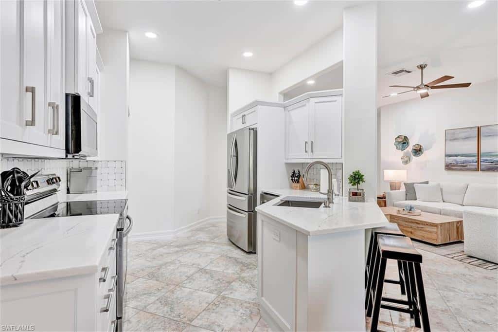 750 Tarpon Cove Dr #202, Naples, photo 16