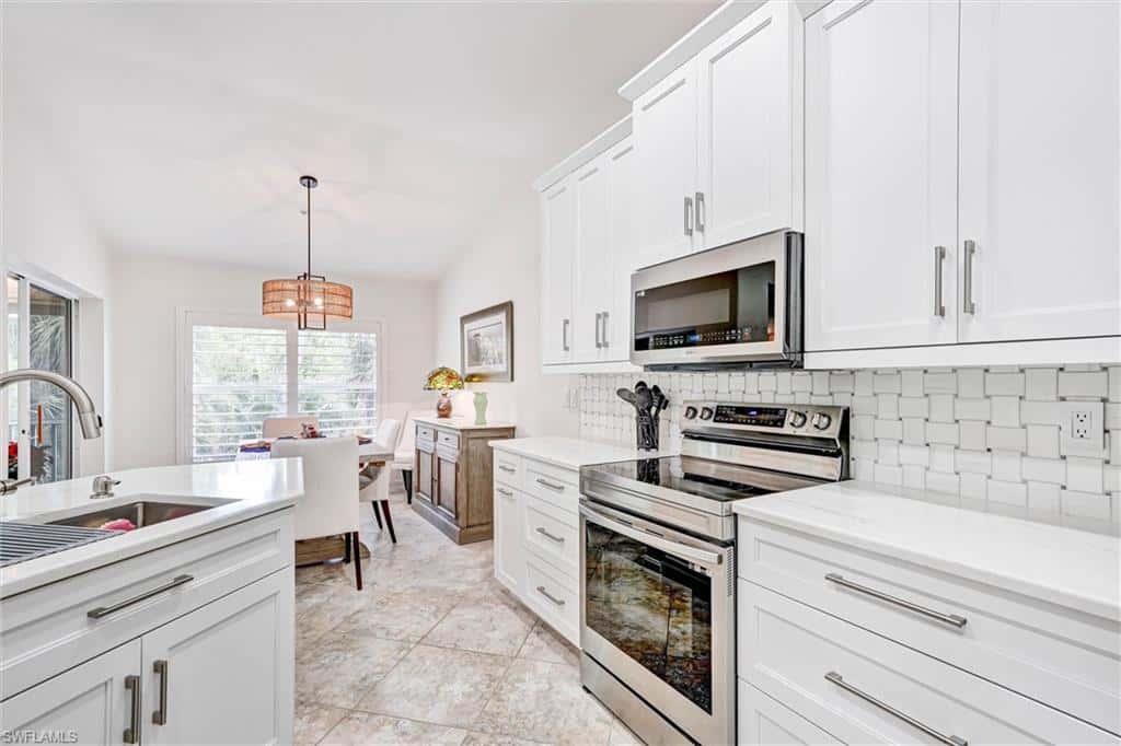750 Tarpon Cove Dr #202, Naples, photo 18