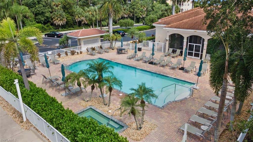 4420 Botanical Place Cir #402, Naples, photo 32
