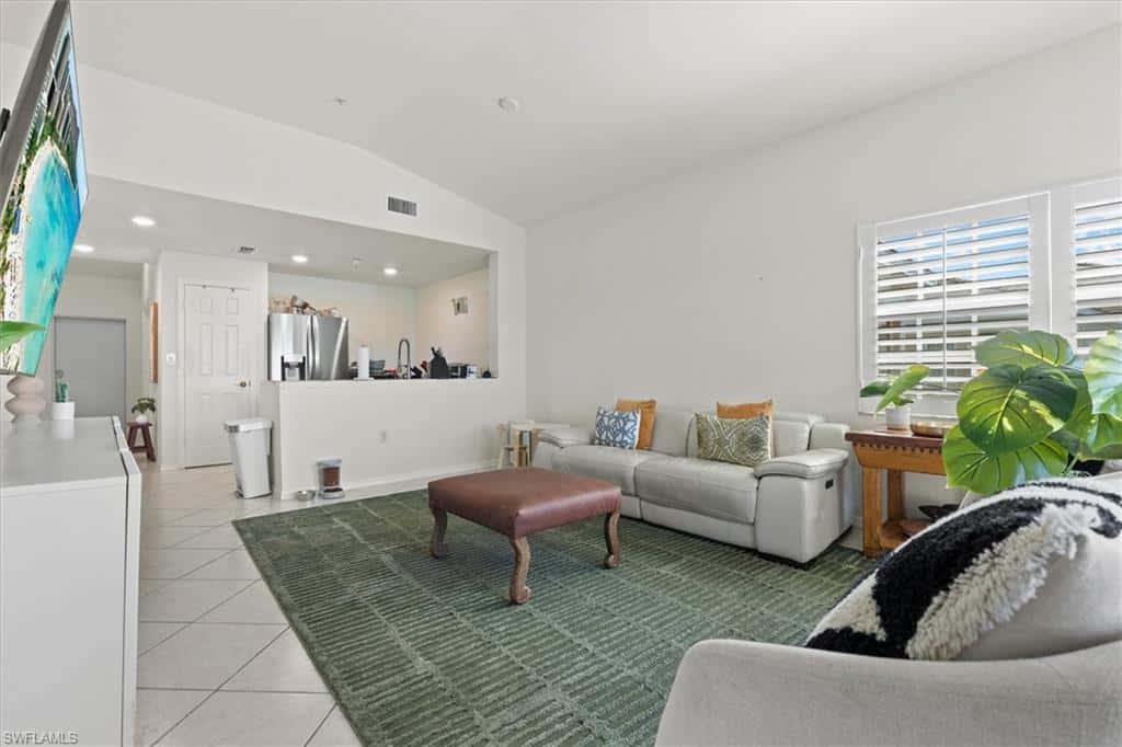 4420 Botanical Place Cir #402, Naples, photo 8