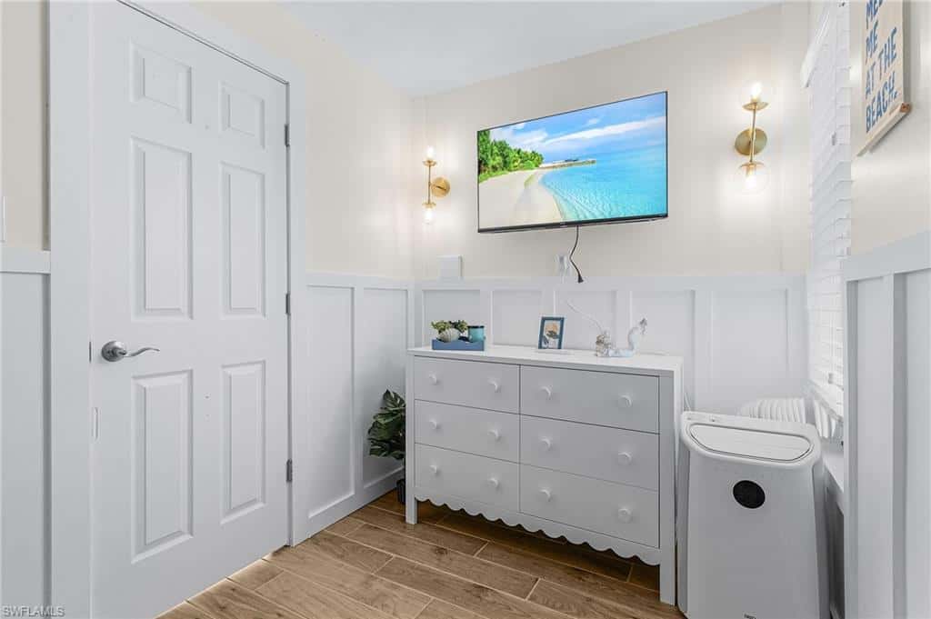 467 Madison Ct, Fort Myers Beach, photo 22