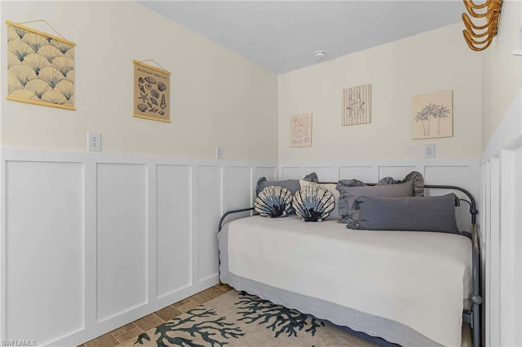 467 Madison Ct, Fort Myers Beach, photo 21