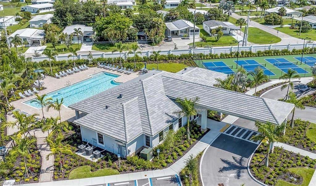 1050 Enbrook Loop, Naples, photo 16