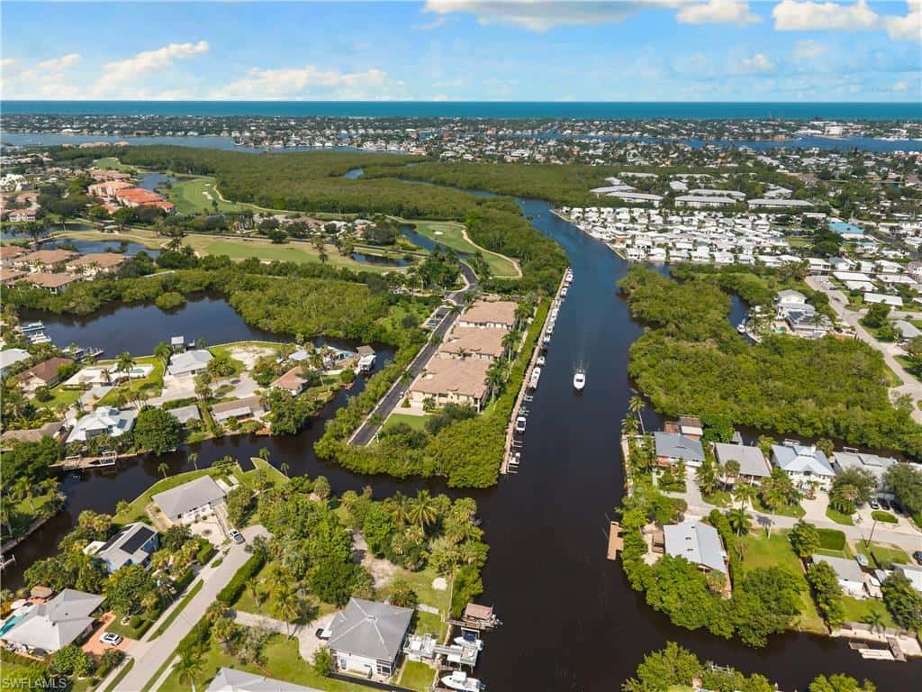 2439 Breakwater Way #9102, Naples, photo 39