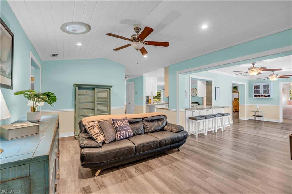 6061 Golden Oaks Ln, Naples, photo 12