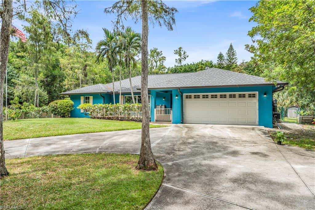6061 Golden Oaks Ln, Naples, photo 34