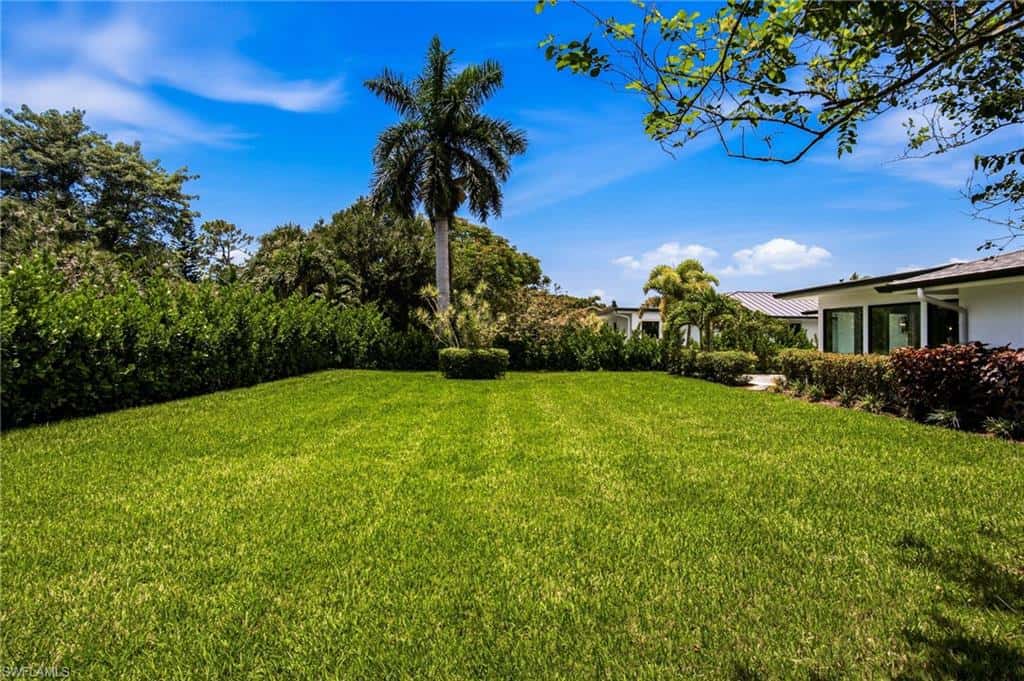 664 Pompano Dr, Naples, photo 17