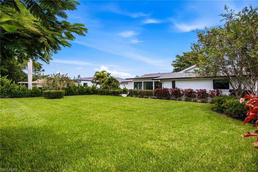 664 Pompano Dr, Naples, photo 36