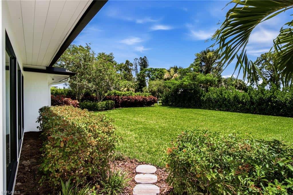 664 Pompano Dr, Naples, photo 35