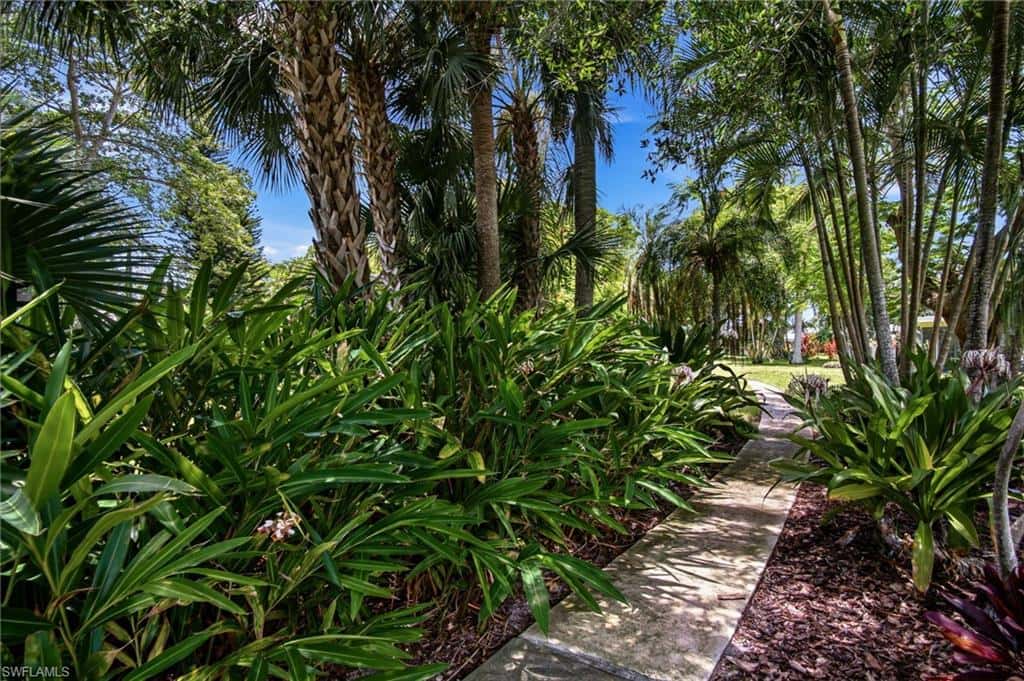 664 Pompano Dr, Naples, photo 21