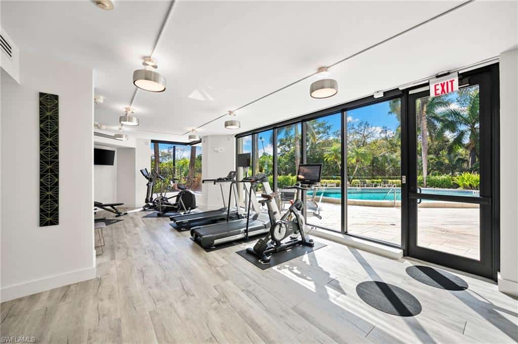 5555 Heron Point Dr #302, Naples, photo 47