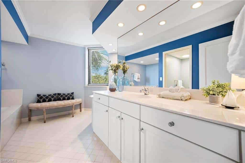 5555 Heron Point Dr #302, Naples, photo 21